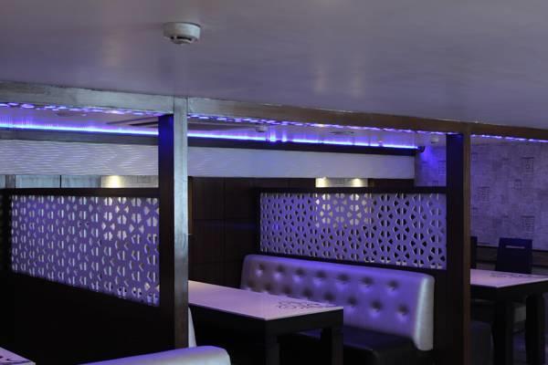 Hotel Opulence Pathankot Ngoại thất bức ảnh